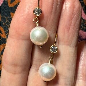 AAA quality pearl earrings